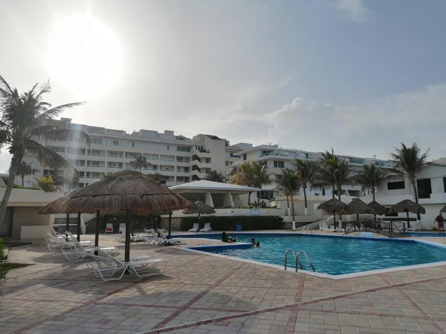 Confortable Depa En Condominio Frente Al Mar! Cancun Exterior photo